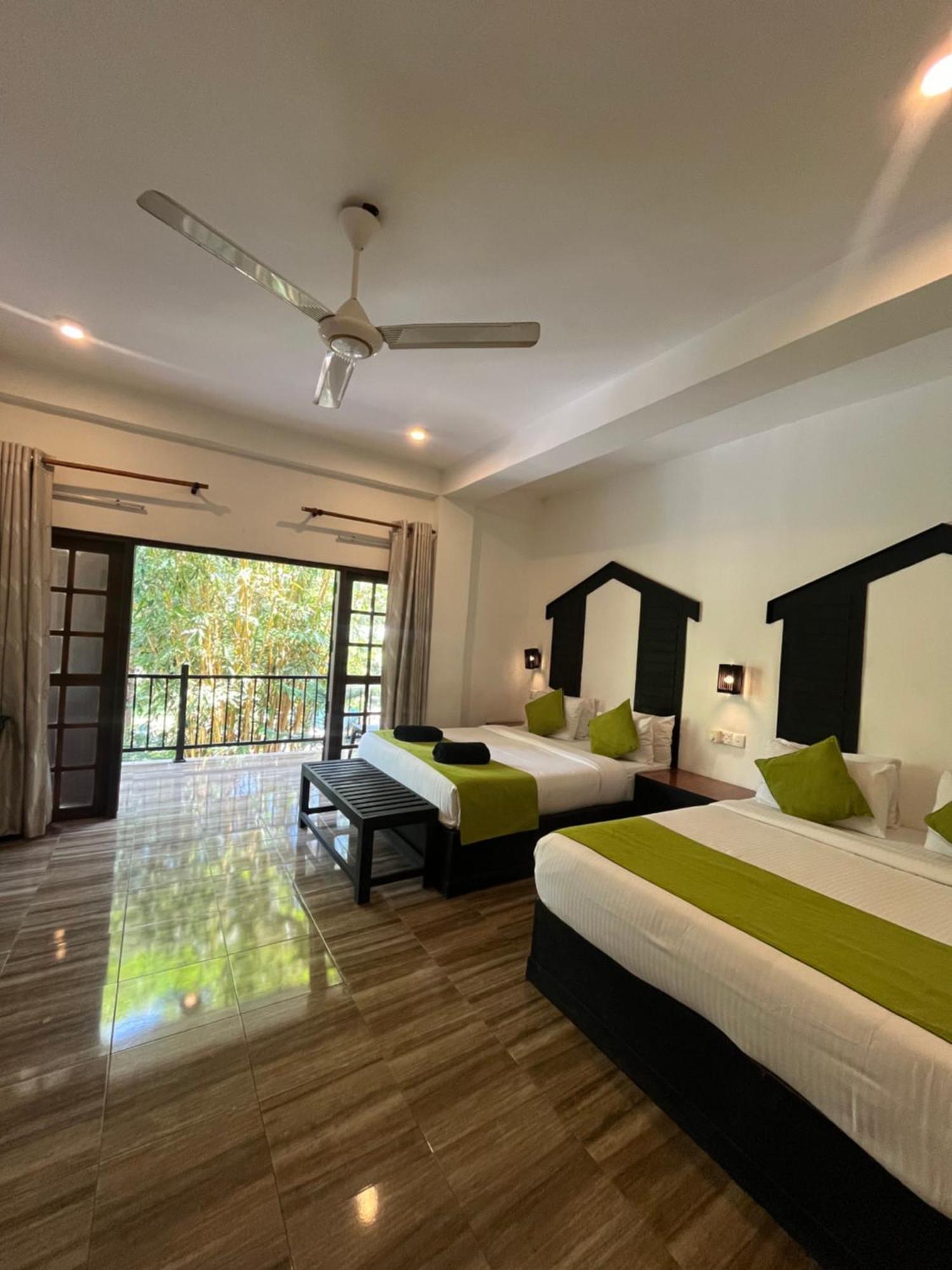 דמבולה Sundaras Sigiriya Jungles Caves Resort מראה חיצוני תמונה
